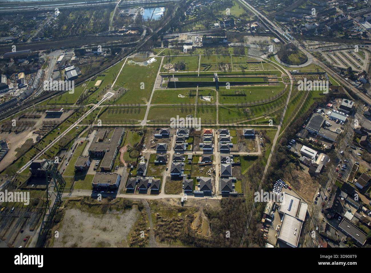 OLGA-Standort in Osterfeld mit neuem Wohnhaus auf dem Schacht zum Steigerhaus, CONTACT GmbH, Agentur für Kommunikation, Sport und Events, Osterfald, Oberhau Stockfoto