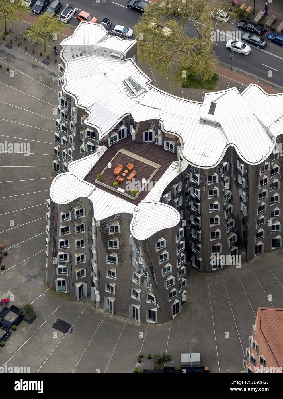 Gehry-Gebäude im Medienhafen Düsseldorf, Moderne Architektur, Düsseldorf, Rheinland, Nordrhein-Westfalen, Deutschland, DE, Europa, Luftaufnahme, Stockfoto