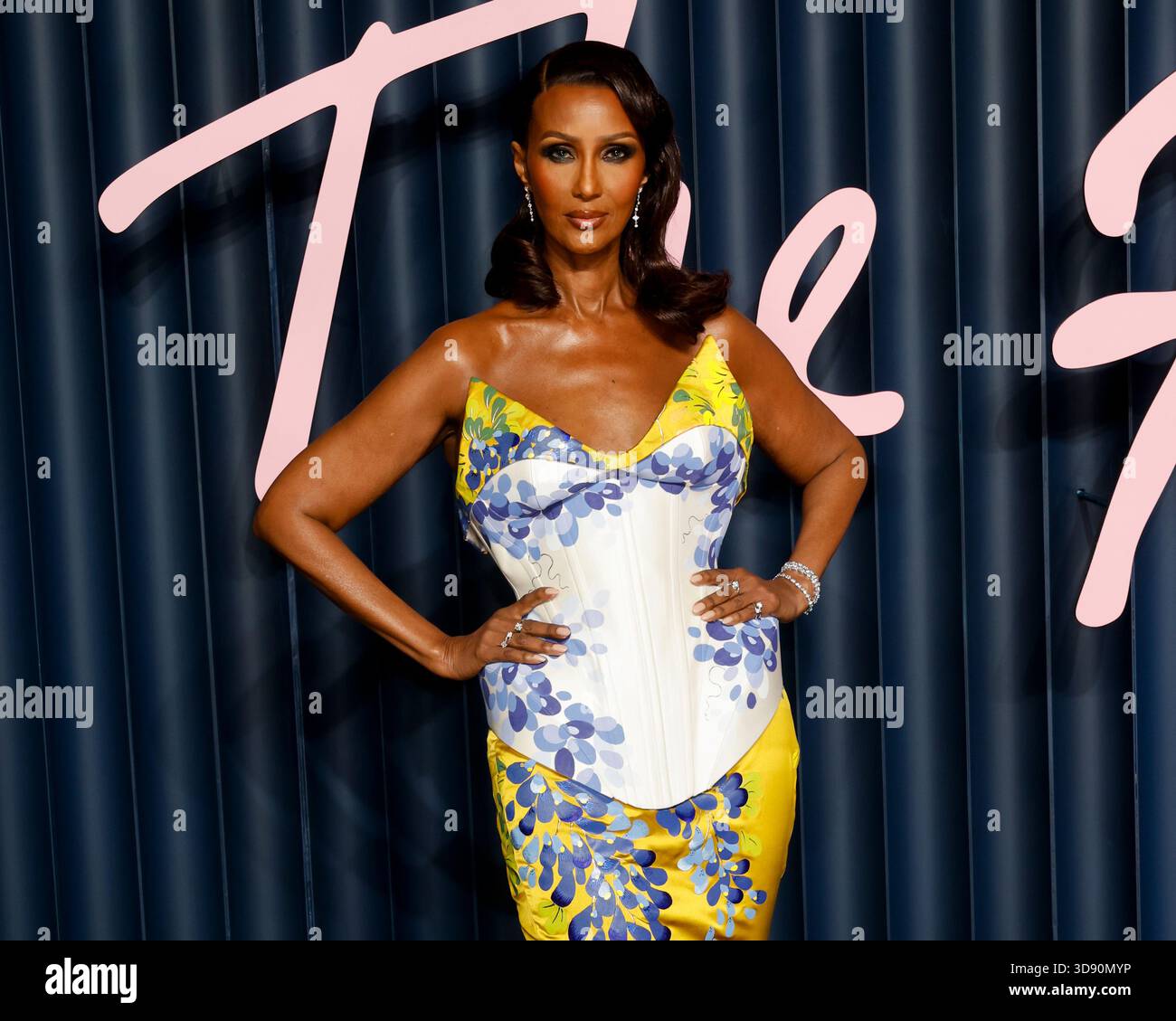 London, Großbritannien. Dezember 2025. Iman Bowie nimmt an den Fashion Awards 2025 in der Royal Albert Hall in Kensington, London, Teil. Quelle: SOPA Images Limited/Alamy Live News Stockfoto