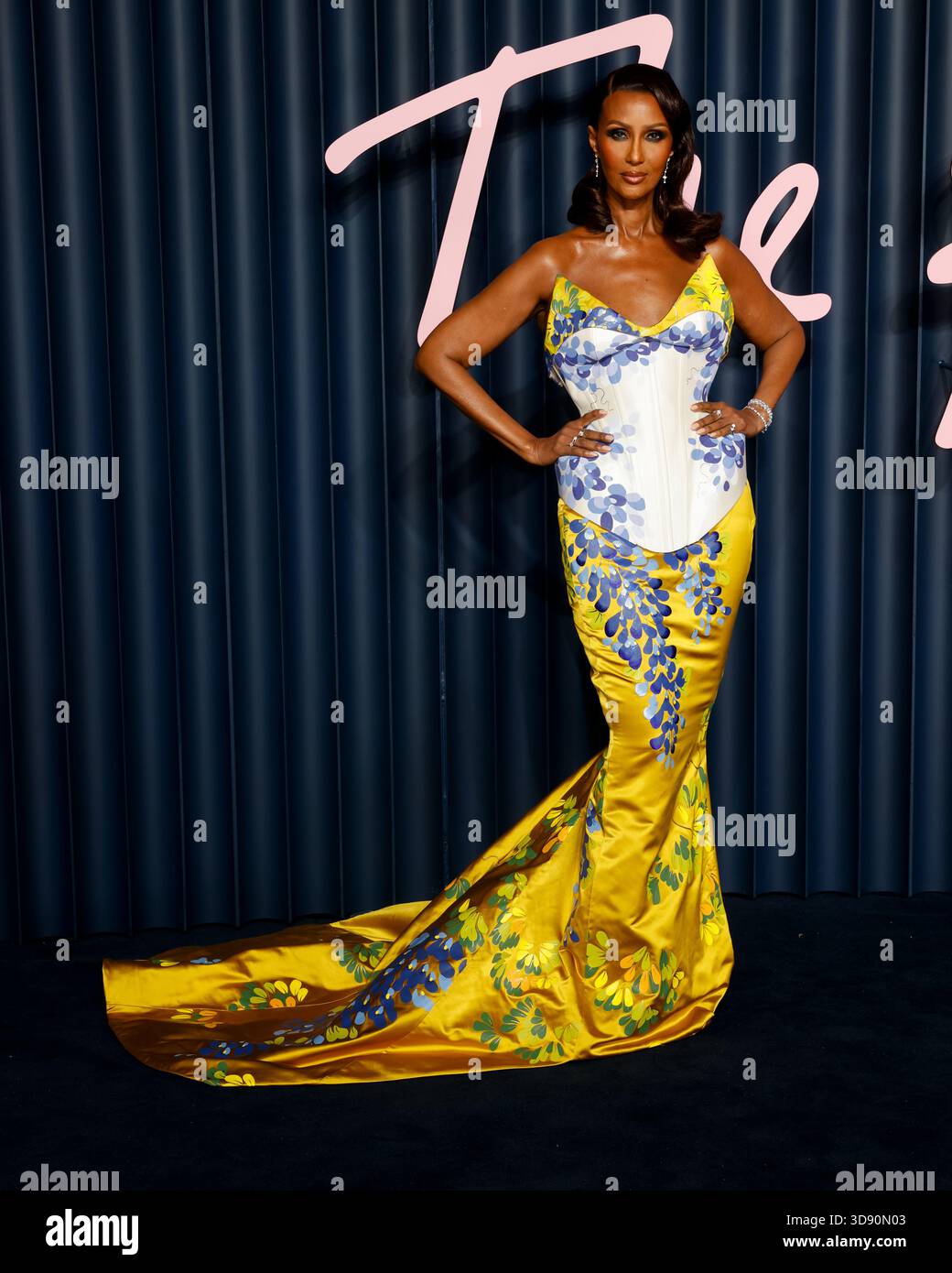 London, Großbritannien. Dezember 2025. Iman Bowie nimmt an den Fashion Awards 2025 in der Royal Albert Hall in Kensington, London, Teil. Quelle: SOPA Images Limited/Alamy Live News Stockfoto