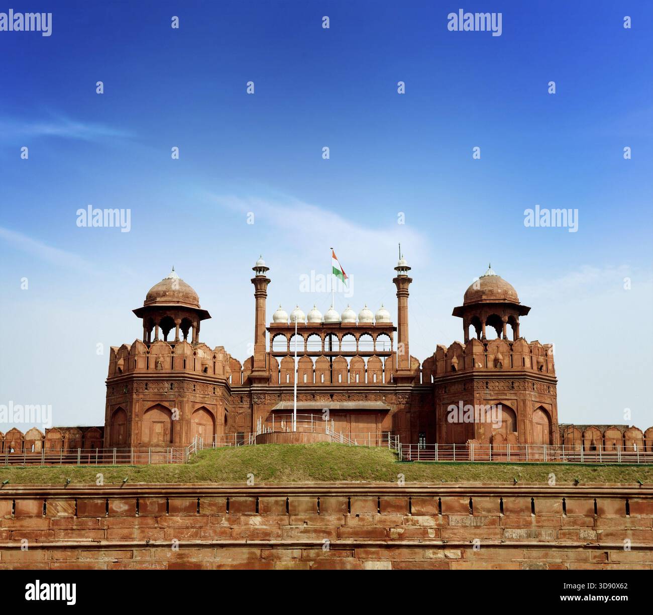 Rotes Fort ist ein 17. Jahrhundert Fort Komplex erbaut von Großmogul Shah Jahan in der ummauerten Stadt von Delhi, die als Residenz des ichs diente Stockfoto