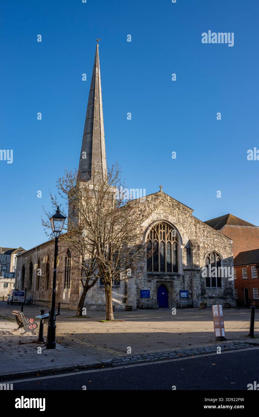 Die historische Kirche Saint Michaels in der Altstadt von Southampton, im Stadtzentrum von Southampton, Hampshire, Großbritannien Stockfoto