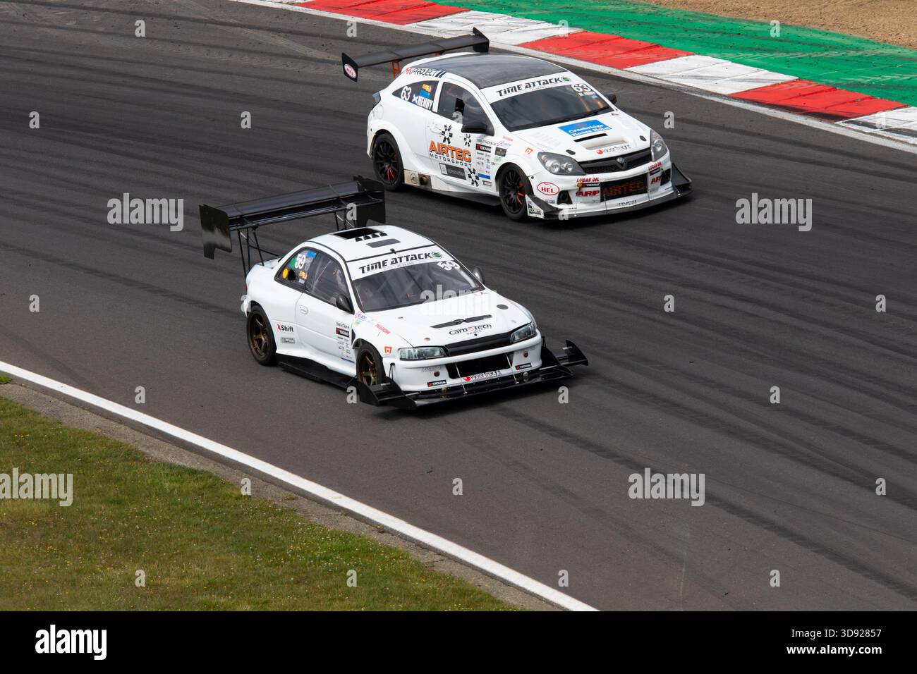 MHM Racing Vauxhall Astra VXR aus Timeattacks Pro-Klasse und X Shift-Getriebe Subaru WRC 2-Türer aus der Pro Extreme-Klasse Stockfoto