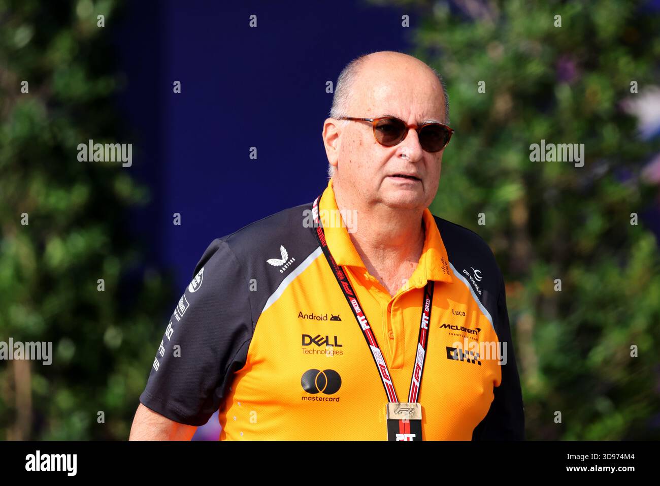 Abu Dhabi, Abu Dhabi. Dezember 2025. Luca Colajanni (ITA) McLaren Communications Director. 04.12.2025. Formel-1-Weltmeisterschaft, Rd 24, Grand Prix Von Abu Dhabi, Yas Marina Circuit, Abu Dhabi, Vorbereitungstag. Das Foto sollte lauten: XPB/Alamy Live News. Stockfoto
