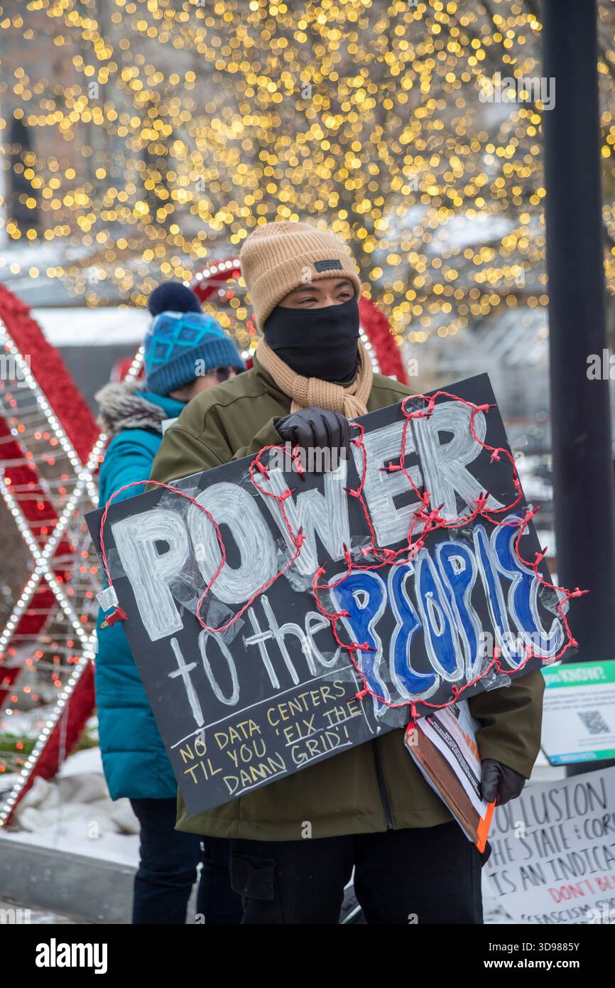 Detroit, Michigan – die Bewohner von DTE Energy sind gegen den Plan des Stromversorgers, ein Rechenzentrum im ländlichen Raum mit einem Volumen von 7 Milliarden US-Dollar zu versorgen Stockfoto