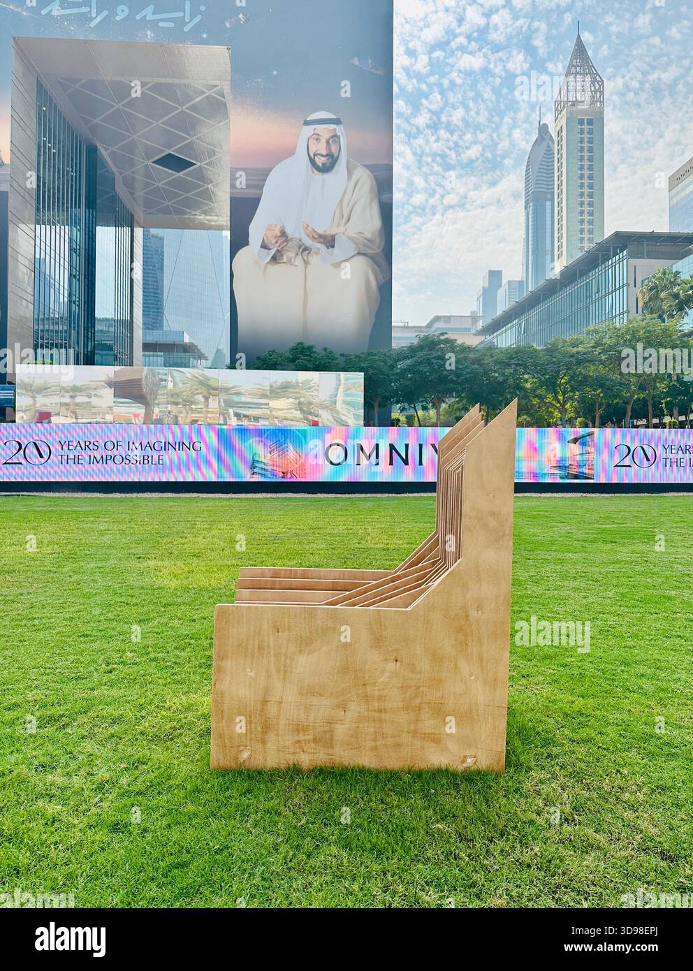 Eine von den vielen Skulpturen - Smartphone-aufgenommenes Stockfoto