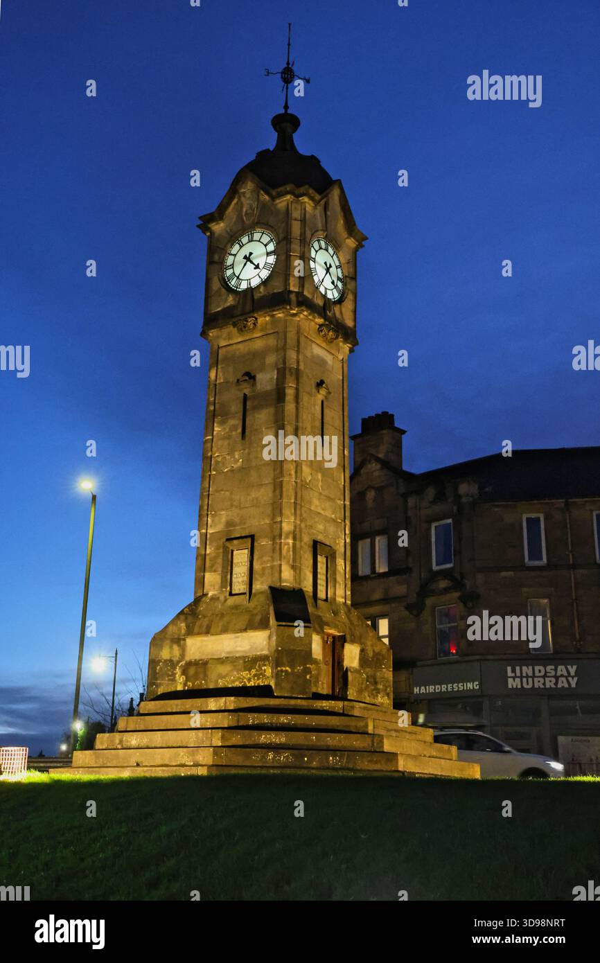Bridge Clock Tower bei Nacht Stirling Schottland November 2025 Stockfoto