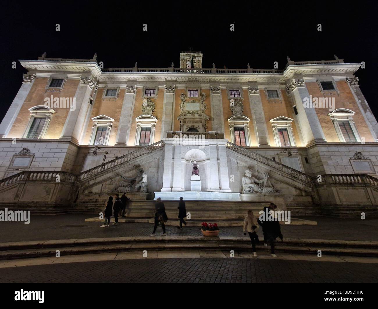 Rom, Italien - 10. Januar 2024: Details aus den Straßen von Rom, Italien. Stockfoto