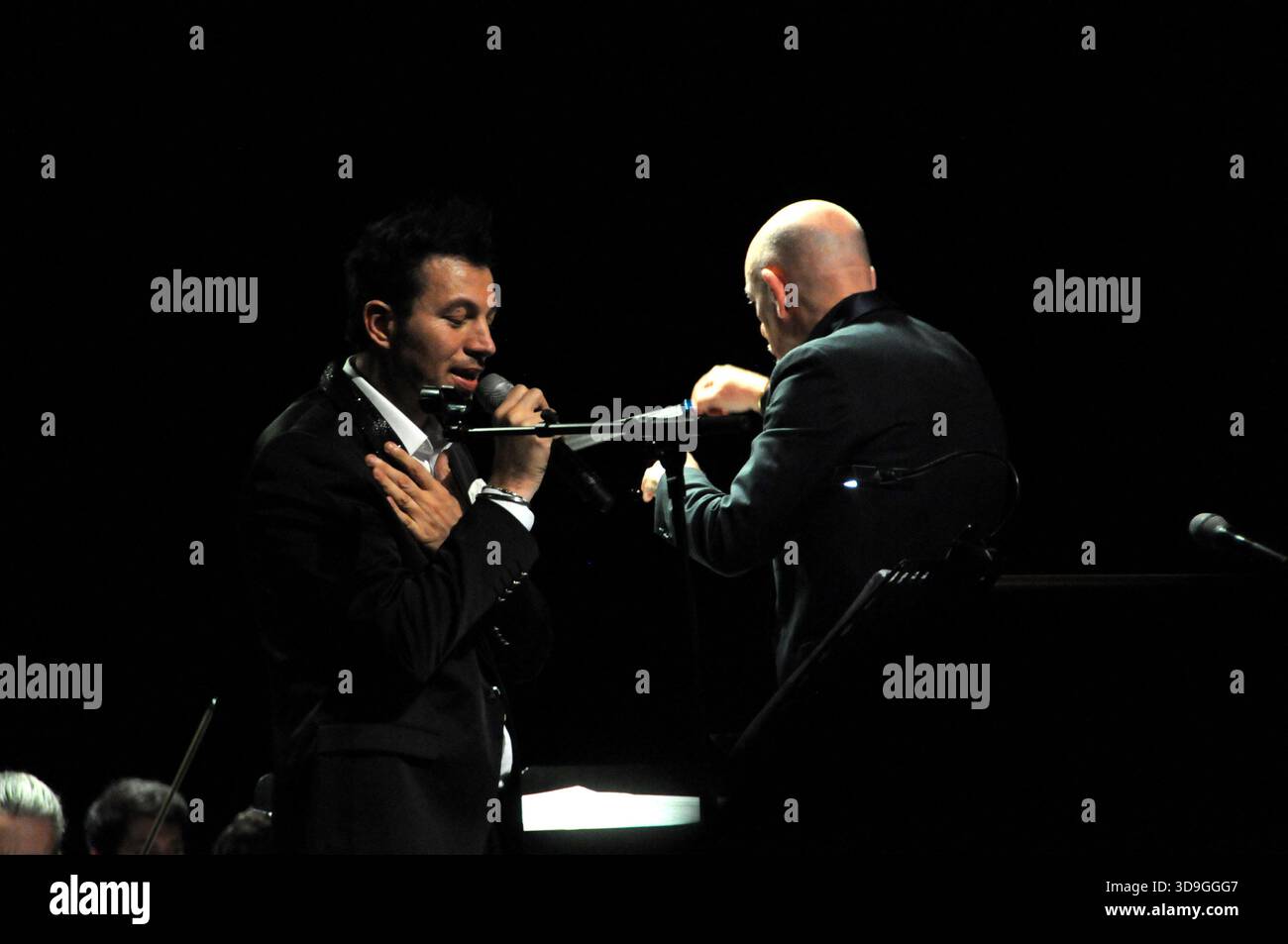 Monaco, Fürstentum Monaco. Dezember 2025. Das Weihnachtskonzert 2025 „Resta Cu me“, gesponsert von der italienischen Botschaft in Monaco und organisiert von den Comites of Monaco, Credit: Fausto Marci/Alamy Live News Stockfoto