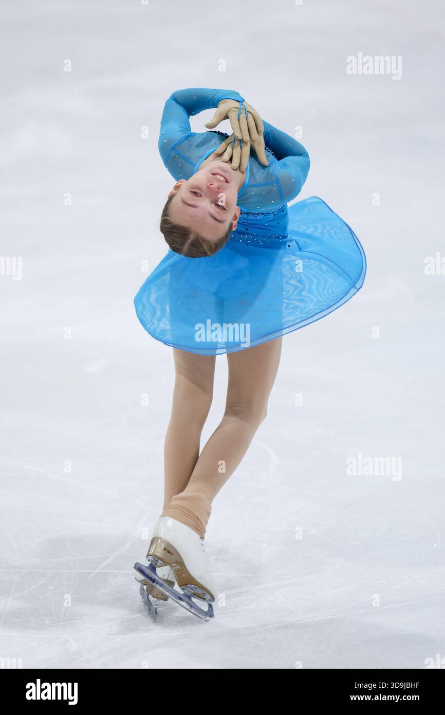 Zagreb, Kroatien. Dezember 2025. Anna Stepanchuk aus Kroatien tritt 2025 am 5. Dezember 2025 bei der Eröffnungszeremonie der ISU Eislaufbahn CS Golden Spin of Zagreb auf. Foto: Igor Kralj/PPIXSELL Credit: Pixsell/Alamy Live News Stockfoto