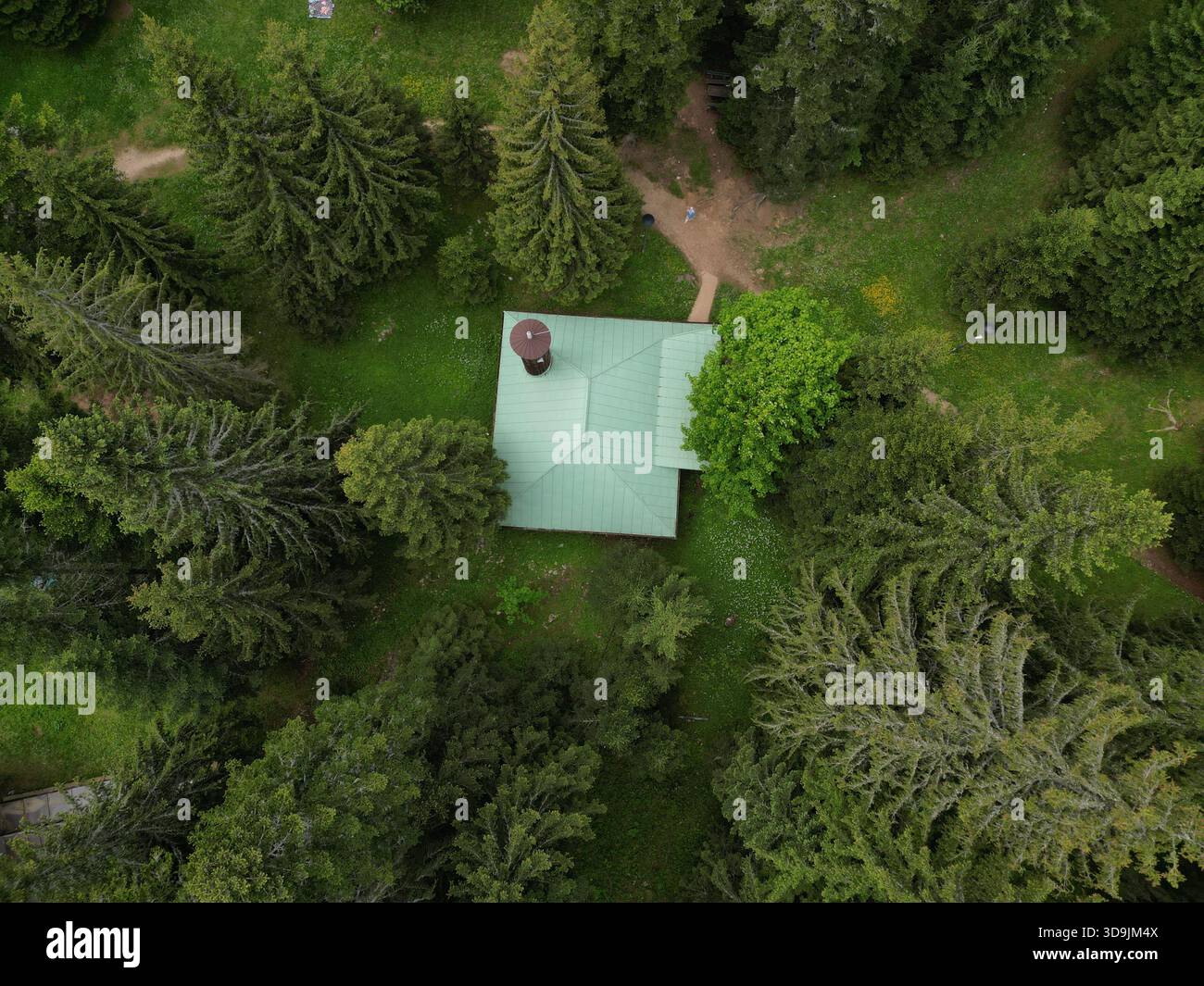 Wunderschöne und abstrakte Naturlandschaften von Bosnien und Herzegowina, mit surrealen Texturen, stimmungsvoller Landschaft und künstlerischen Interpretationen von Stockfoto