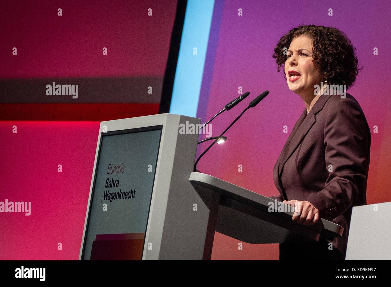 Co-Vorsitzende Amira Mohamed Ali während ihrer Rede auf dem Parteitag Stockfoto