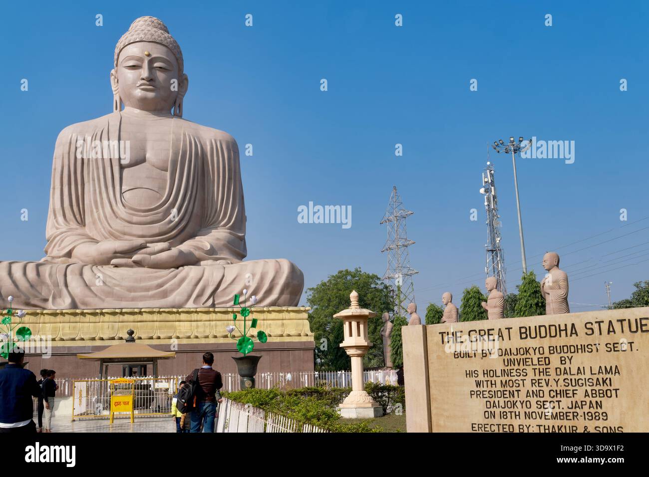 Die große Buddha-Statue in Bodh Gaya, Bihar, Indien, der Ort der Erleuchtung Buddhas und ein bedeutender buddhistischer Pilgerort Stockfoto
