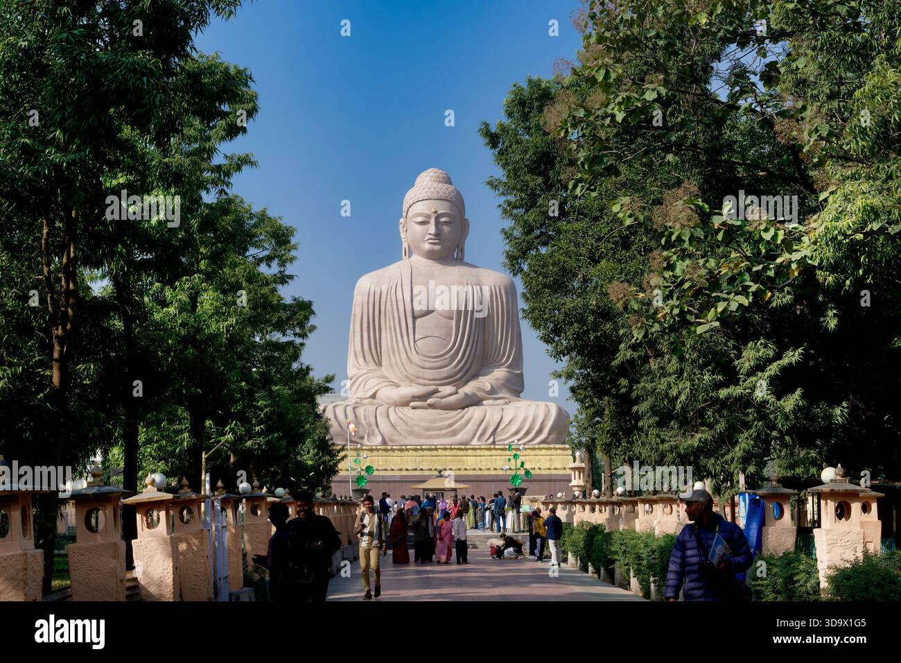 Die große Buddha-Statue in Bodh Gaya, Bihar, Indien, der Ort der Erleuchtung Buddhas und ein bedeutender buddhistischer Pilgerort Stockfoto
