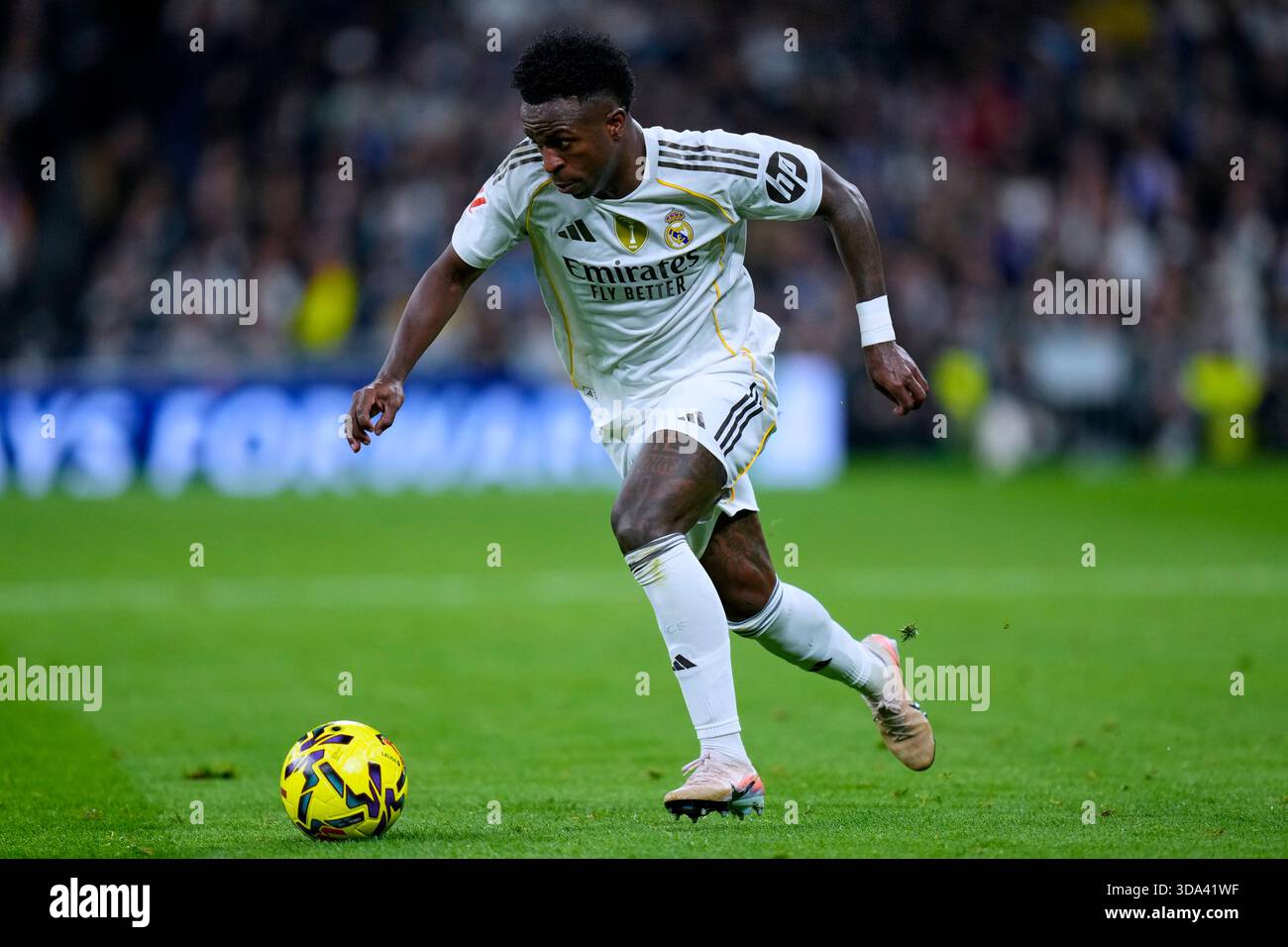 Madrid, Spanien. Dezember 2025. Während des La Liga EA Sports Matches zwischen Real Madrid CF und RC Celta spielte am 7. Dezember 2025 im Santiago Bernabeu Stadion in Madrid. (Foto: Cesar Cebolla/PRESSIN) Credit: PRESSINPHOTO SPORTS AGENCY/Alamy Live News Stockfoto