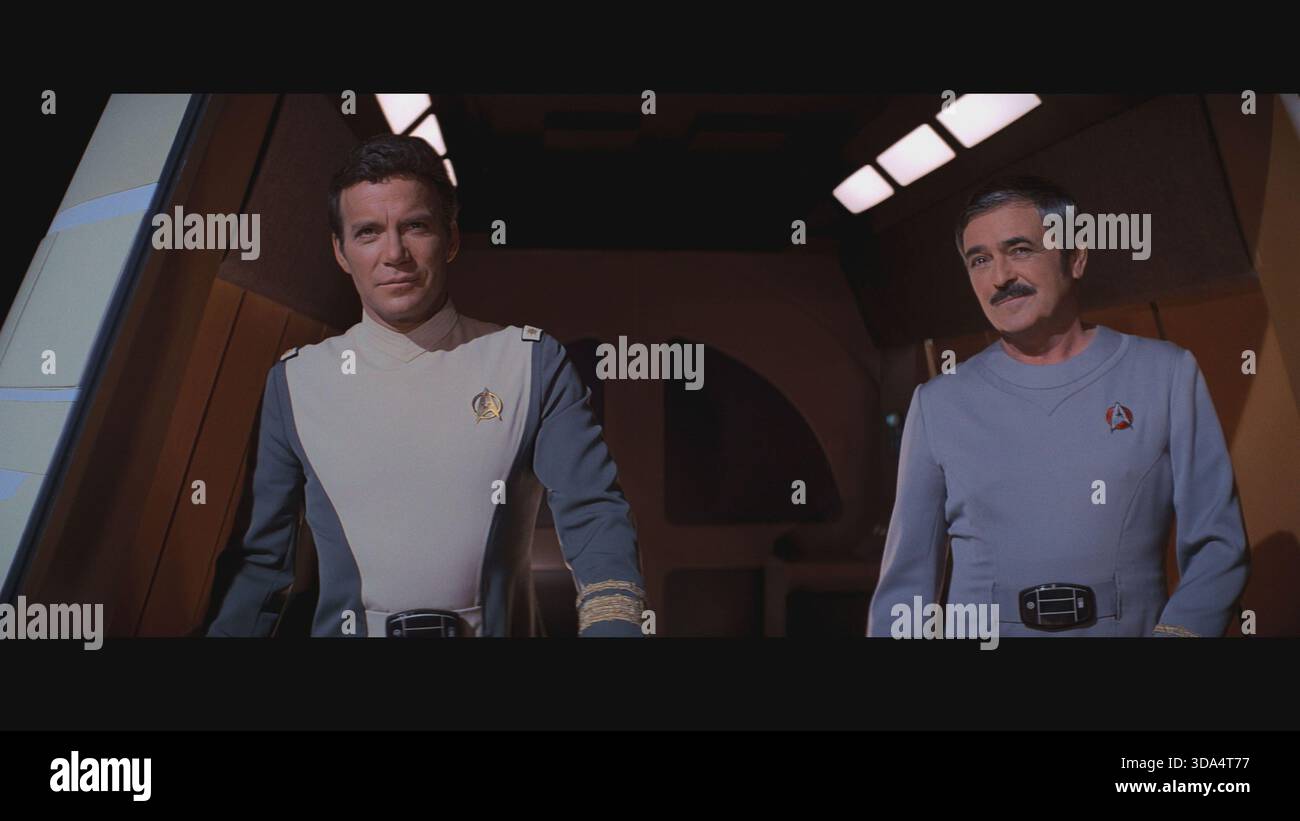 Star Trek: The Motion Picture - The Director's Edition (1979) William Shatner als Captain James T. Kirk James Doohan als Scotty *Filmstill - redaktionelle Verwendung Stockfoto
