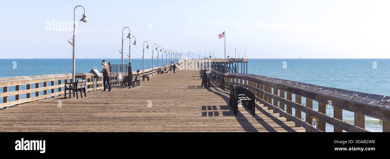 Venedig, Vereinigte Staaten - 21. MAI 2015: Ventura historischen hölzernen Pier in Los Angeles USA Stockfoto
