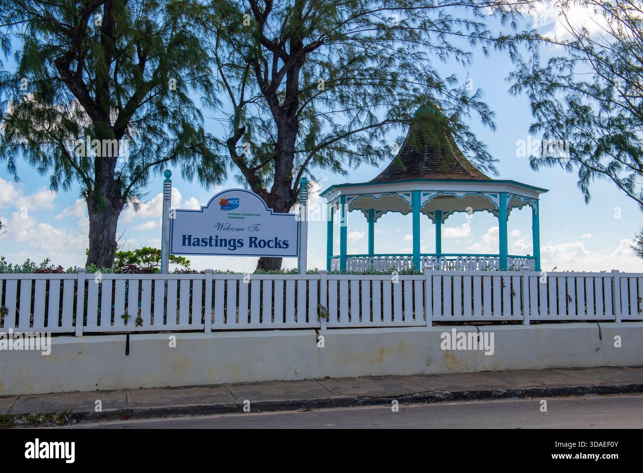 Bandstand im Hastings Rocks Park an der Südküste im Dorf Hastings, Christ Church, Barbados. Stockfoto