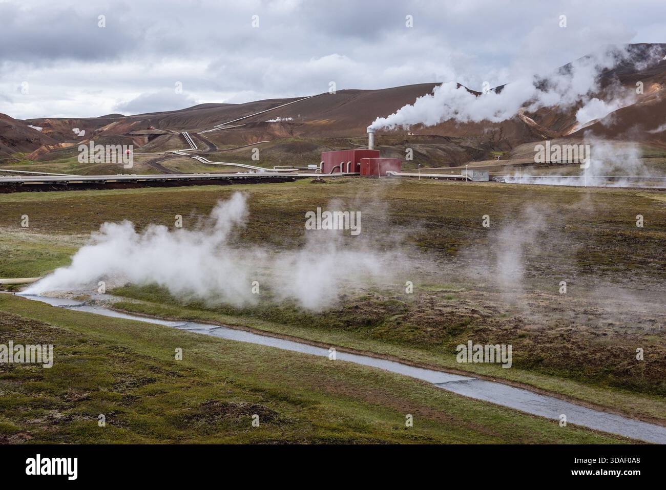 Einheiten der Kroflustod - Krafla geothermisches Kraftwerk in der Nähe der Krafla Vulkan in Island Stockfoto