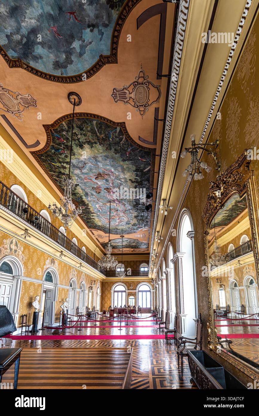 Innenraum des Theatro da Paz, Friedenstheater in Belem, Para, in Brasilien. Wurde nach neoklassizistischen architektonischen Linien erbaut, innerhalb des goldenen Zeitalters Stockfoto