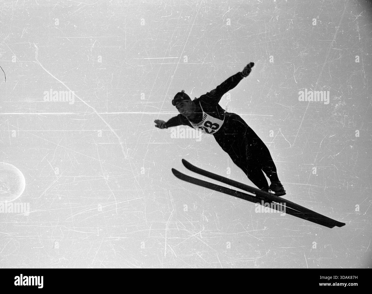 Athleten, die von der Schanze springen. [Automatisierte Übersetzung] Stockfoto