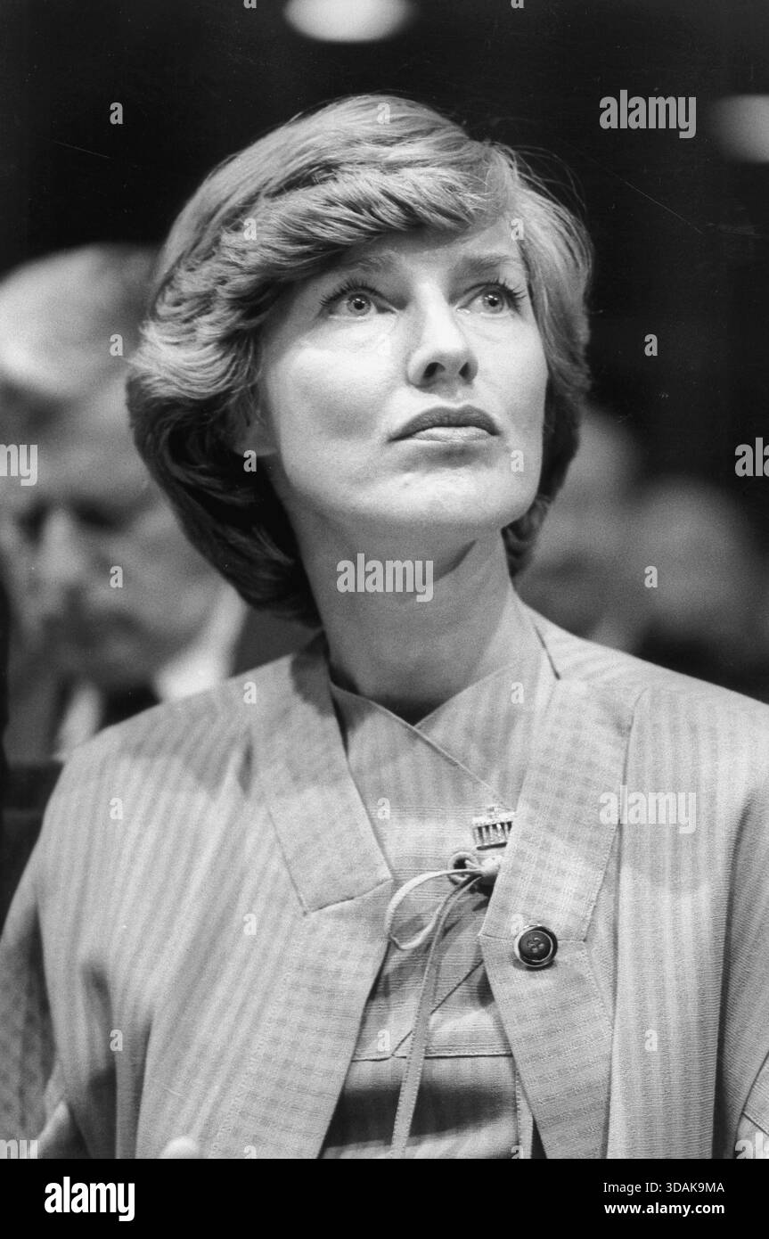 Foto: 27.06.1981 Friede Springer anlässlich der Verleihung des Konrad-Adenauer-Preises an ihren Mann. [Automatisierte Übersetzung] Stockfoto