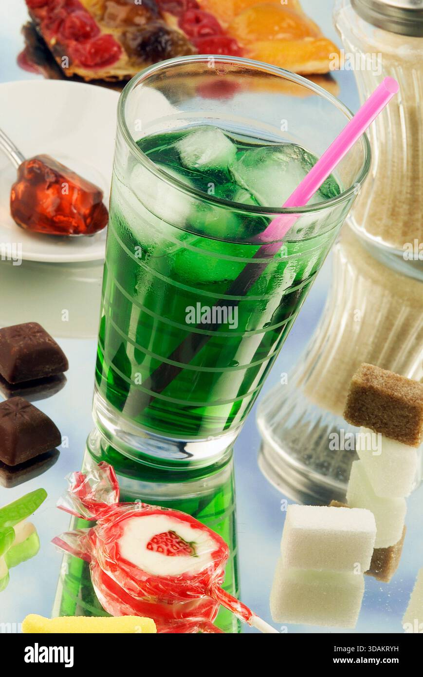 Zucker und zuckerhaltiges Getränk Stockfoto