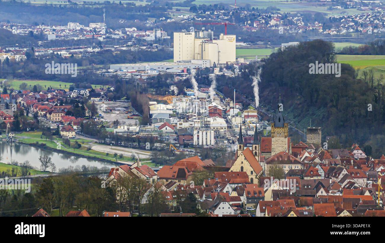 Stadtblick auf Bad Wimpfen. Die Stadt ist bekannt für ihre gut erhaltene historische Altstadt mit vielen Fachwerkhäusern. 2025 wurde Bad Wimpfen als GE bezeichnet Stockfoto