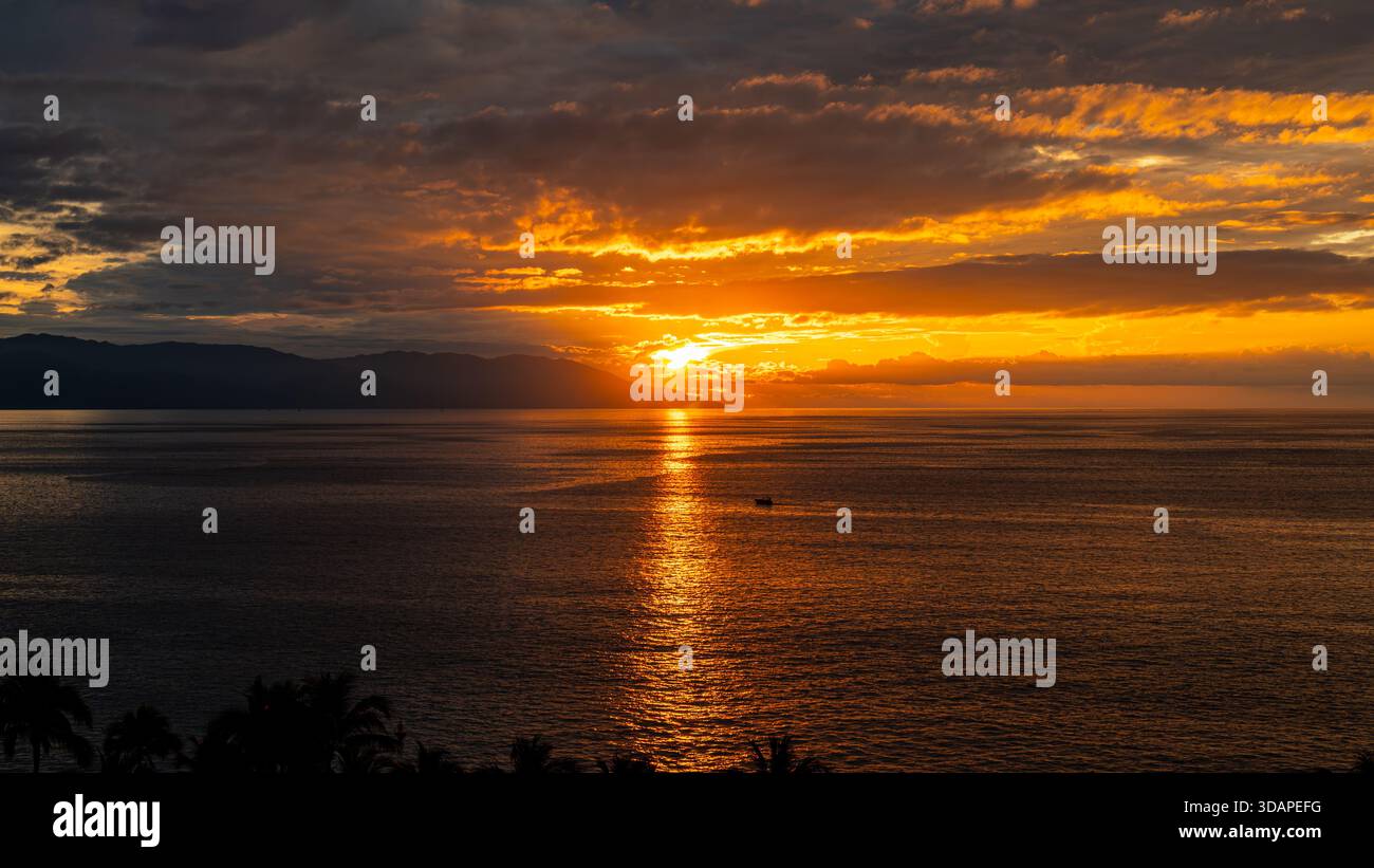 Puerto Vallarta, Mexiko Sonnenuntergang Stockfoto