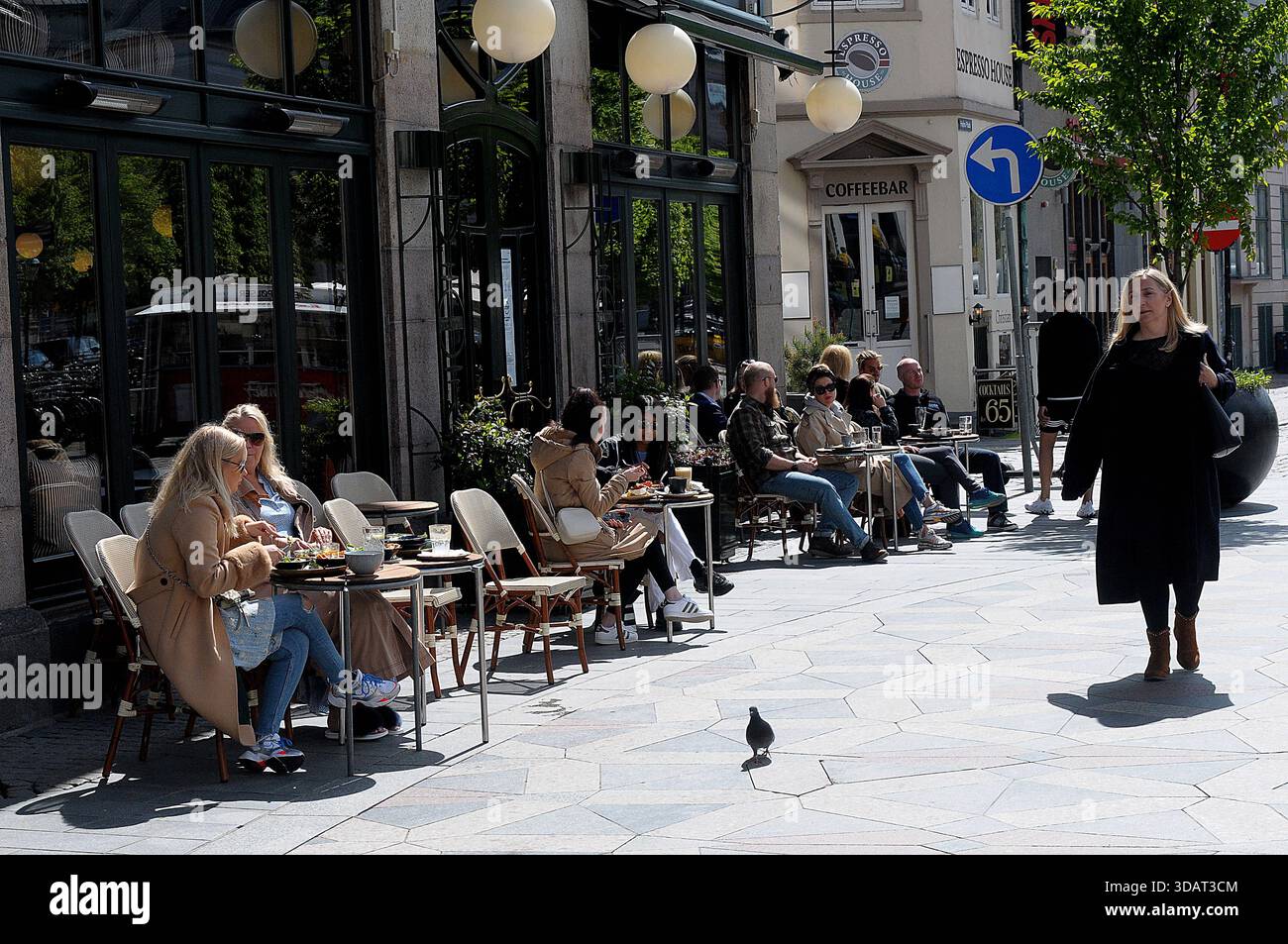Kopenhagen, Dänemark, 20. Mai 2020.  Dänemark eröffnet ab dem 18 . Mai 200 die zweite Phase der Wiedereröffnung von Cafés und Restaurants für Dienstleistungen und Geschäfte auf der Grundlage von Anweisungen zur sozialen Entlassung der staaten in gesundheitlichen Fragen . Foto: Francis Dean/DeanPictures Stockfoto