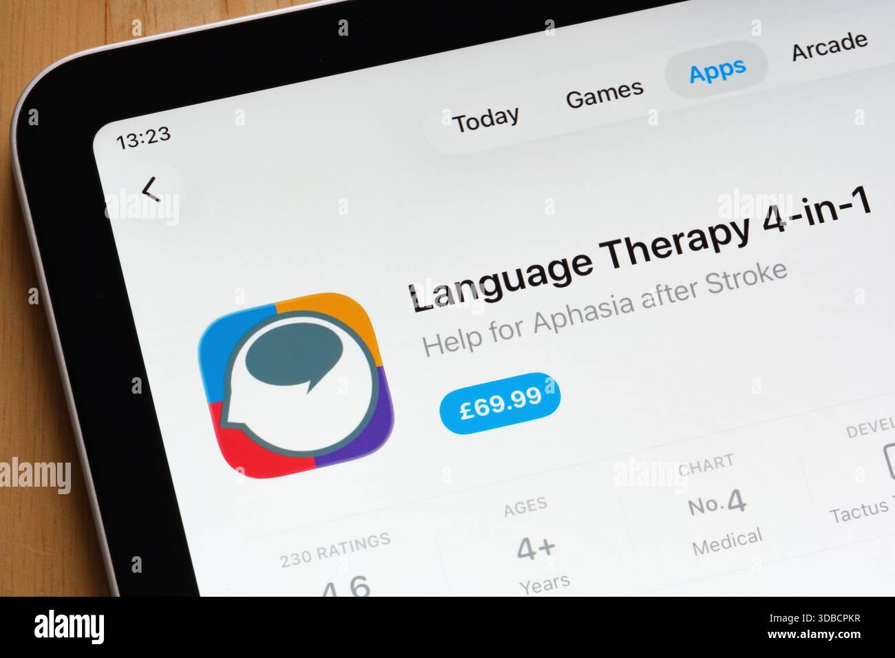 Sprachtherapie 4 in 1 beliebte Gesundheits-App auf der Apple iPad App Store Seite hervorgehoben. Stafford, Vereinigtes Königreich, 15. Dezember 2025 Stockfoto