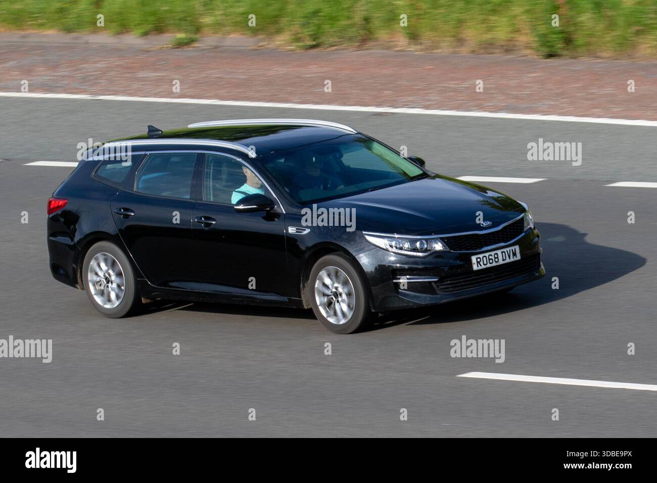 2018 Black KIA Optima 2 Crdi ISG Crdi ISG Start/Stop Estate Car Diesel 1685 ccm, 1,7 l (1685 ccm) Turbodiesel, 4 Zylinder Stockfoto