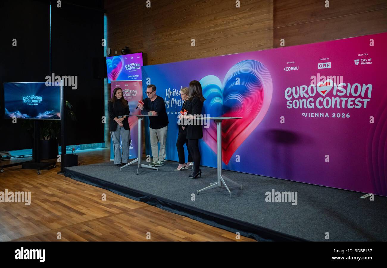 20251216 Eurovision Song Contest 2026 - ORF-Medienupdate WIEN, OESTERREICH - 16. DEZEMBER: Musikproduzentin, Tonmeisterin, Komponistin und Song-Contest-musikalische Gestalterin Dorothee Freiberger, Designerin, Creative Producer, Fernsehproduzent und Song-Contest-Buehne Gestalter Florian Wieder, ORF Fernseh-Programmdirektorin Stefanie Groiss-Horowitz und Politikjournalistin, ORF TV-Moderatorin, Vorsitzende des Frauennetzwerk Medien und Host der Veransa Maritza Wachter Medienanspräch 70. ESC - Eurovision Song Contest vom 12. bis zum 1 Stockfoto