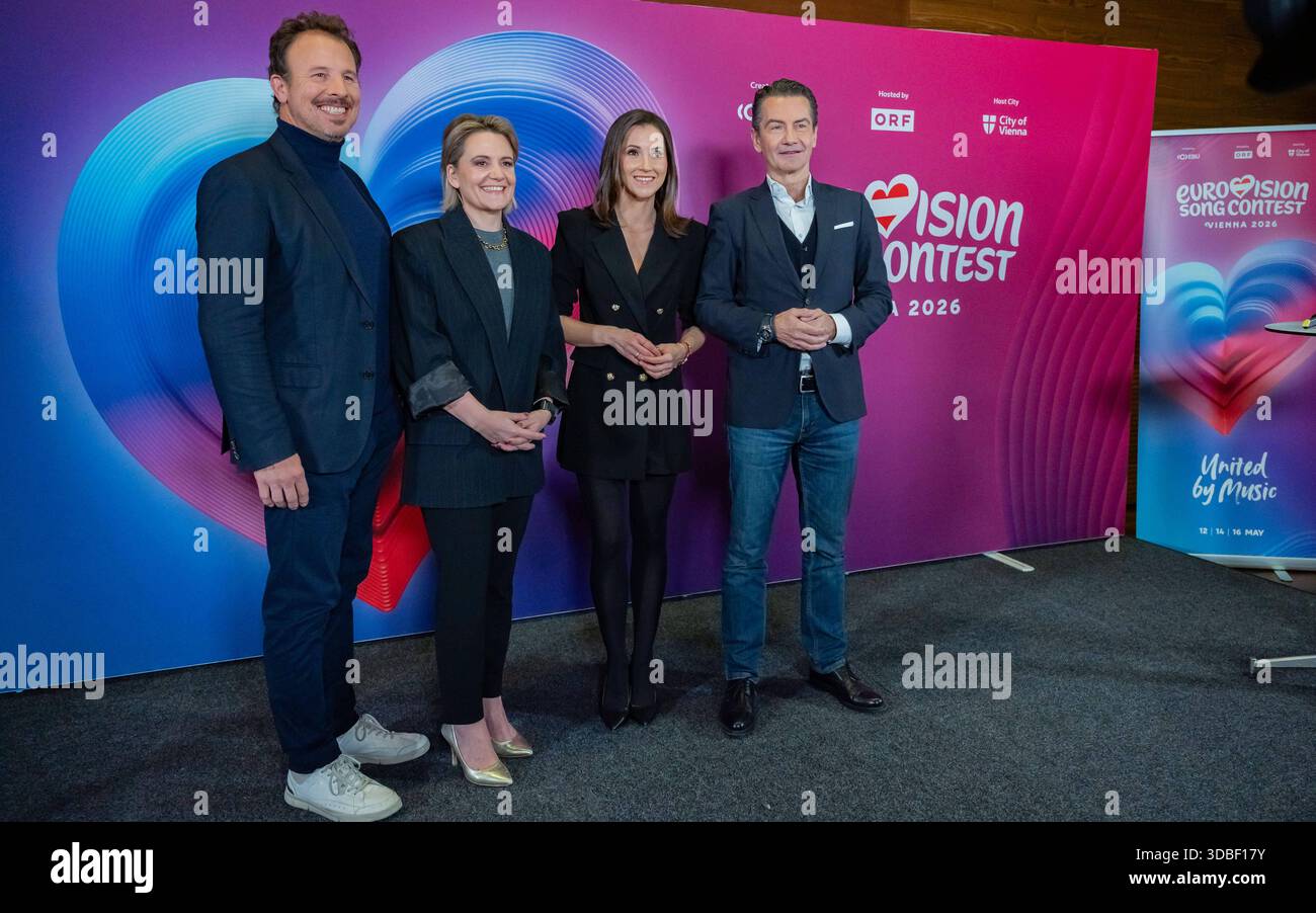 20251216 Eurovision Song Contest 2026 - ORF-Medienupdate WIEN, OESTERREICH - 16. DEZEMBER: ORF Executive Producer des Song Contest 2026 Michael Kroen, ORF Fernseh-Programmdirektorin Stefanie Groiss-Horowitz, Politikjournalistin, ORF TV-Moderatorin, Vorsitzende des Frauennetzwerks Medien und Host der Veranstaltung Alexandra Maritza Wachter und ORF-Generaldirektor Roland Weissmann waehrend des Mediengespraechs anlaesslich eines ORF Updates zum 70. ESC - Eurovision Song Contest vom 12. bis zum 16. Mai 2026 in Wien im Foyer der Halle F der Wiener Stadthalle am 16. Dezember 2025 in Wien, Oesterreich Stockfoto