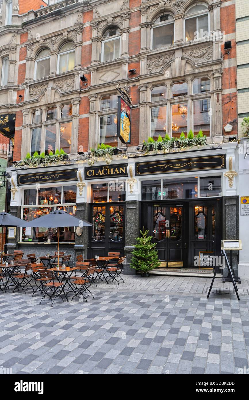 Außenansicht des Clachan London UK Dezember 2025 Stockfoto