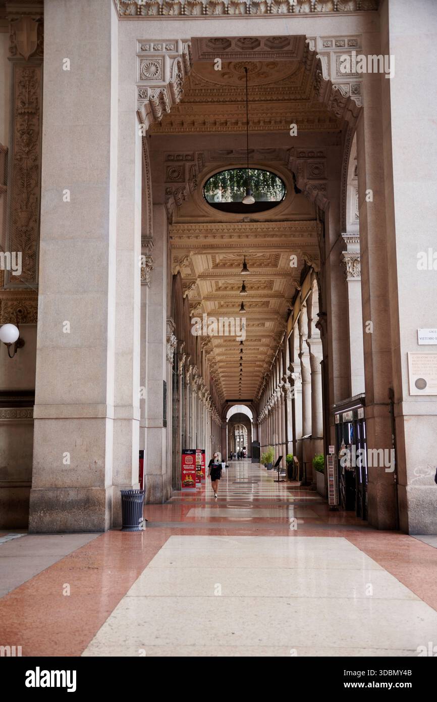 Italien, Mailand, unterwegs in der Galleria Vittorio Emanuele II Stockfoto