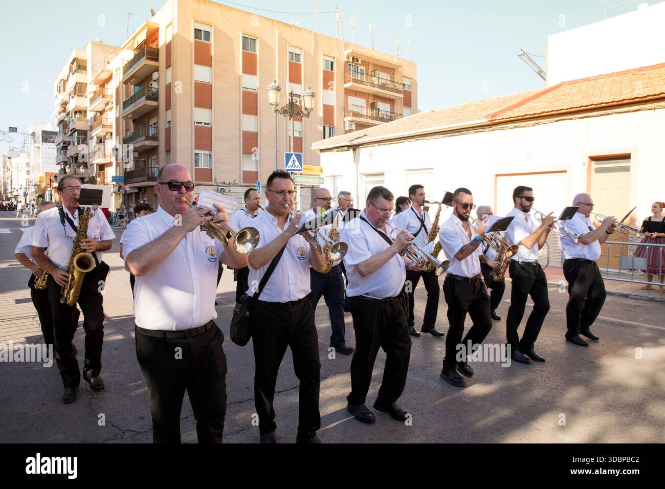 Entrada Cristiana, Vorbereitung, Musiker, Moros y Cristianos, Guardamar del Segura, Vega Baja, Costa Blanca, Alicante, Spanien, Stockfoto