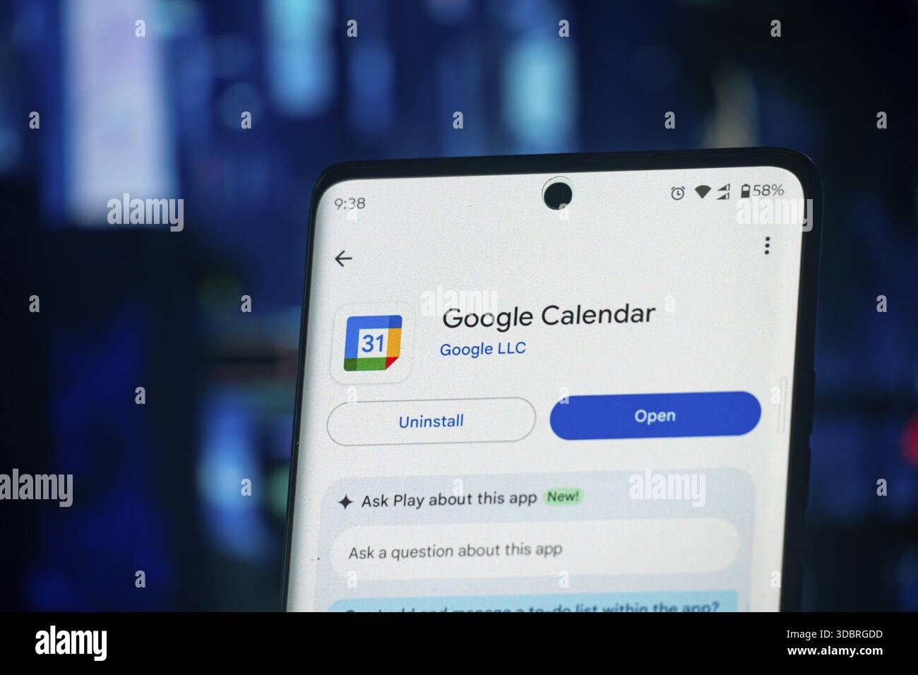 Die Google Kalender-App wird auf einem Smartphone mit einer Benutzeroberfläche für die Planung angezeigt Stockfoto