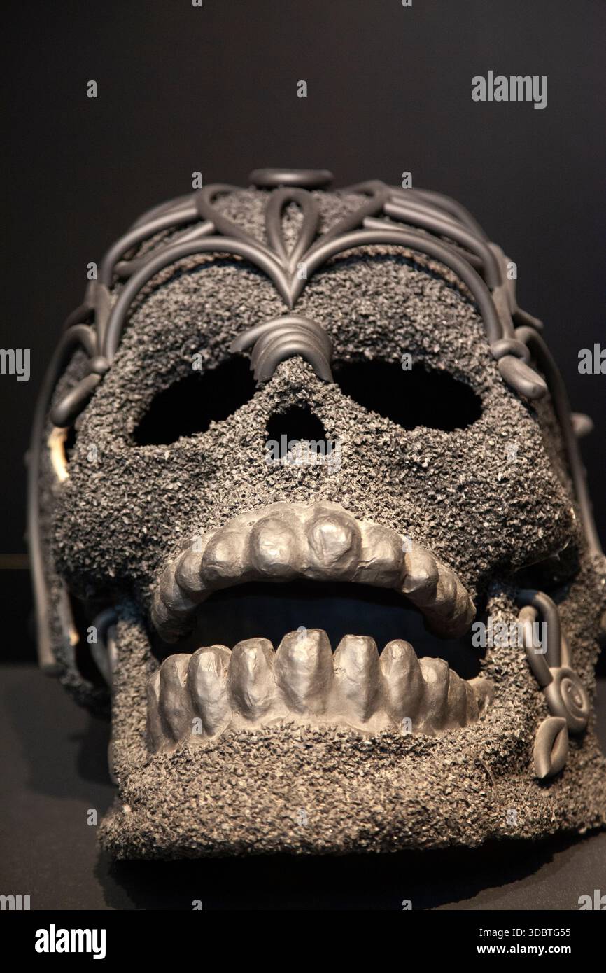 Black Clay Calavera, „Human Skull“-Symbole für den Tag der Toten im Museo de Arte Popular in mexiko-Stadt, mexiko Stockfoto