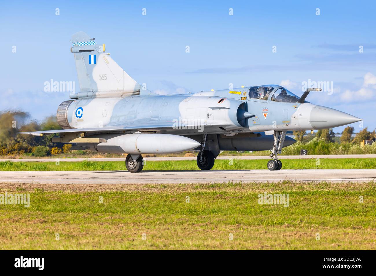Andravida, Griechenland - 24. April 2025: Mirage 2000 Hellenic Air Force Stockfoto