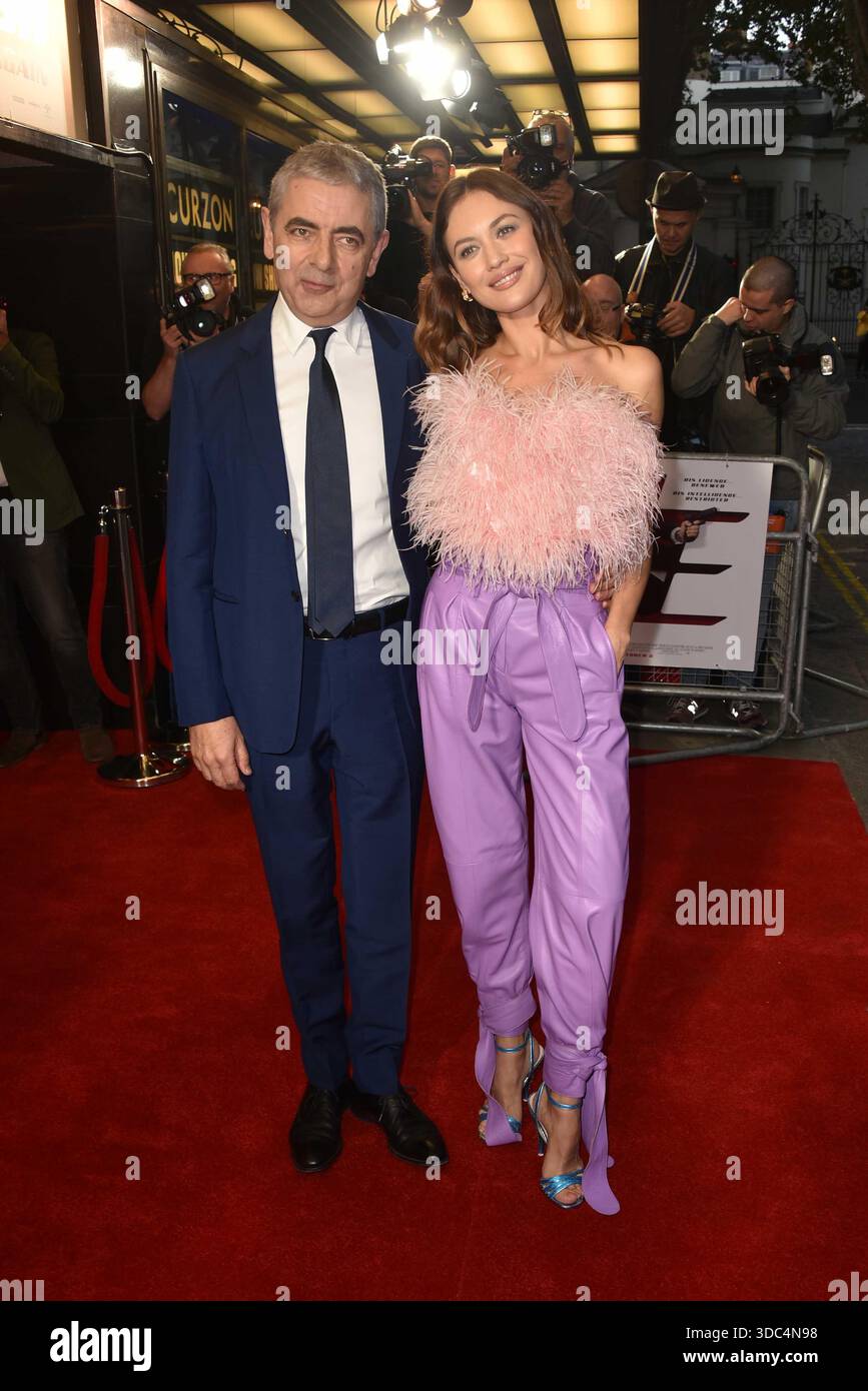 Rowan Atkinson, Olga Kurylenko'Johnny English Strikes Again' Sondervorführung/britische Filmpremiere im Curzon Mayfair Cinema, London, England am Oktober Stockfoto