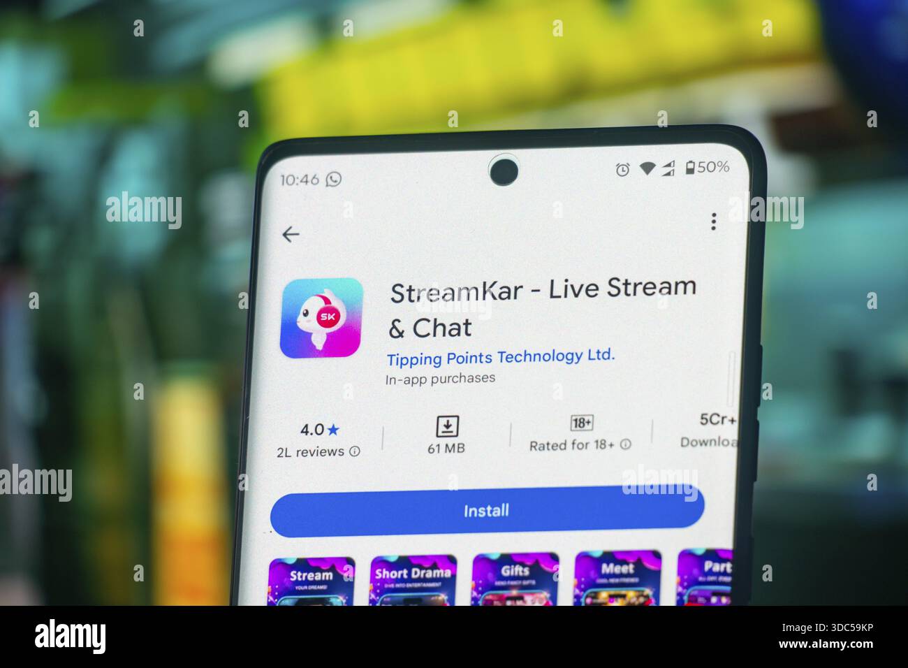 App Store-Oberfläche mit StreamKar für Live-Streaming und Chat Stockfoto