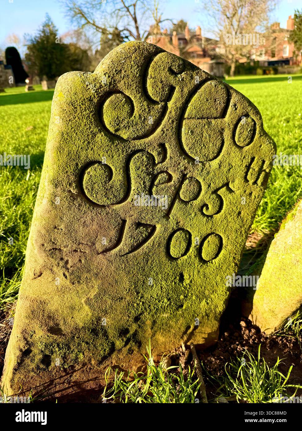 Alte Grabsteine aus den 1700er Jahren im Southwell Minster, Southwell, Nottinghamshire, England, Großbritannien Stockfoto