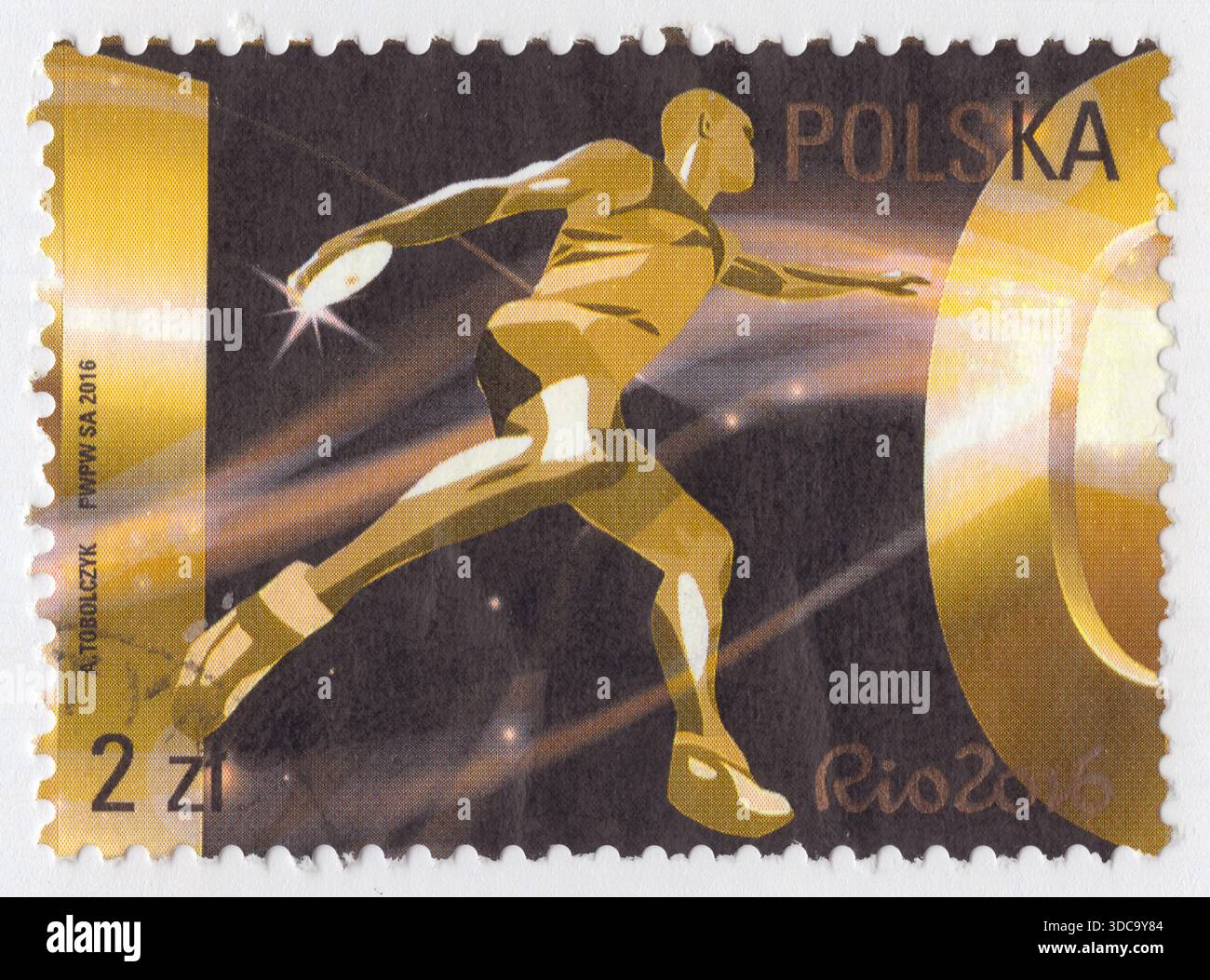 POLEN — 8. Juli 2016: 2 Zloty mehrfarbige Briefmarke mit Kunstwerk Discus Thrower und Olympisches Emblem RIO2016. Olympische Spiele in Rio de Janejro. Der Diskuswurf (Disc Throw) ist ein Leichtathletik-Event, bei dem der Teilnehmer ein oblattes Sphäroidengewicht – den sogenannten Diskus – wirft, um eine weitere Distanz als andere Teilnehmer zu erreichen. Es handelt sich um eine alte Sportart, wie die Myron-Statue Discobolus aus dem 5. Jahrhundert v. Chr. zeigt Stockfoto