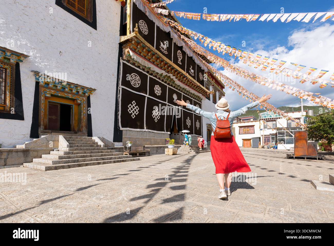 Besichtigungstour, um den wunderschönen Ort im Kloster Songzanlin Chaina zu sehen - Shangry la, China Stockfoto