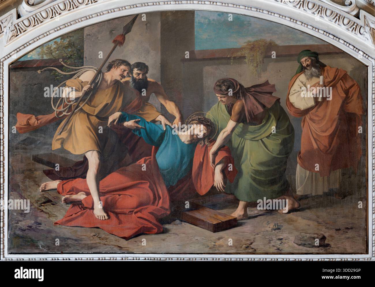 SALZBURG, ÖSTERREICH - 6. SEPTEMBER 2025: Das Gemälde Jesu unter dem Kreuz im Dom von Ludwig Glötzle aus der zweiten Hälfte des 19. Jahrhunderts. Cent. Stockfoto