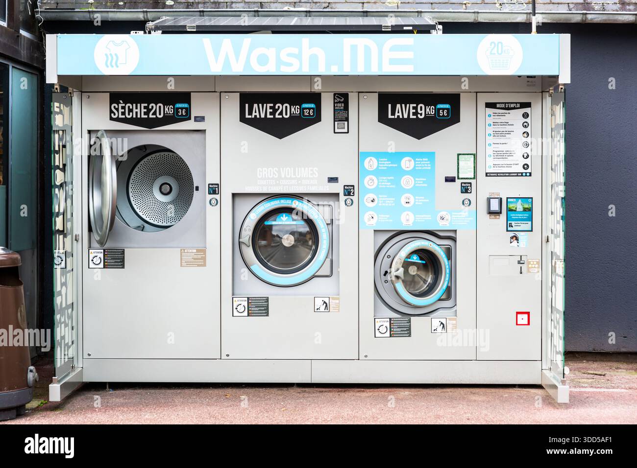 Außenwaschanlage, Frankreich, 2025 Stockfoto