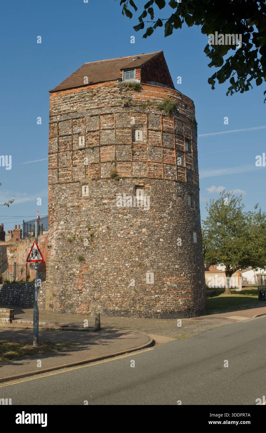 Der South East Tower, Great Yarmouth, ein mittelalterlicher Turm, der heute vom Great Yarmouth Preservation Trust restauriert und in eine Ferienwohnung umgewandelt wurde. Stockfoto