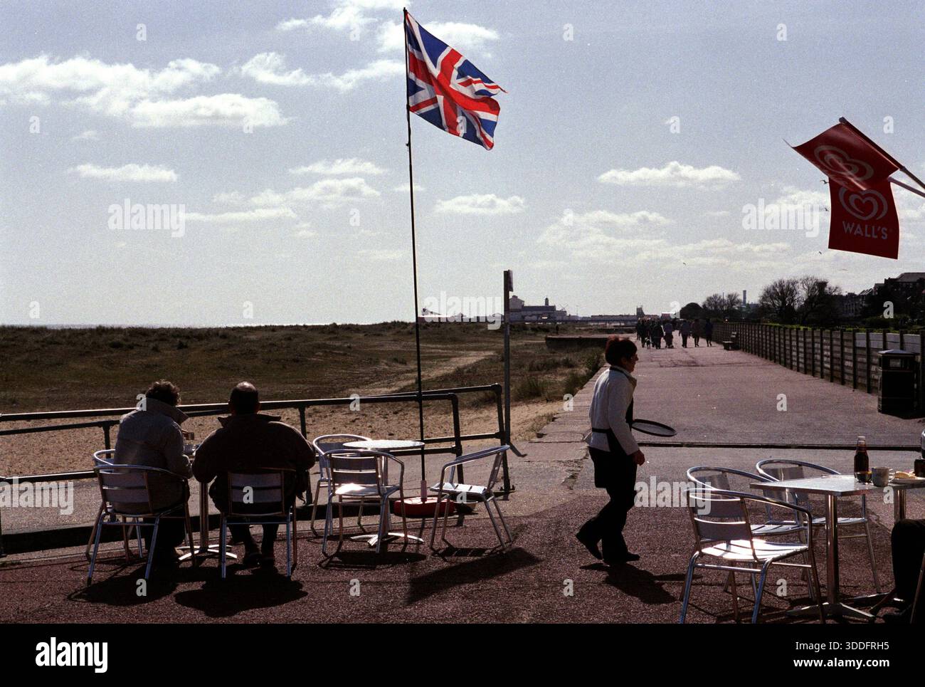 Besucher der Great Yarmouth Promenade. Stockfoto