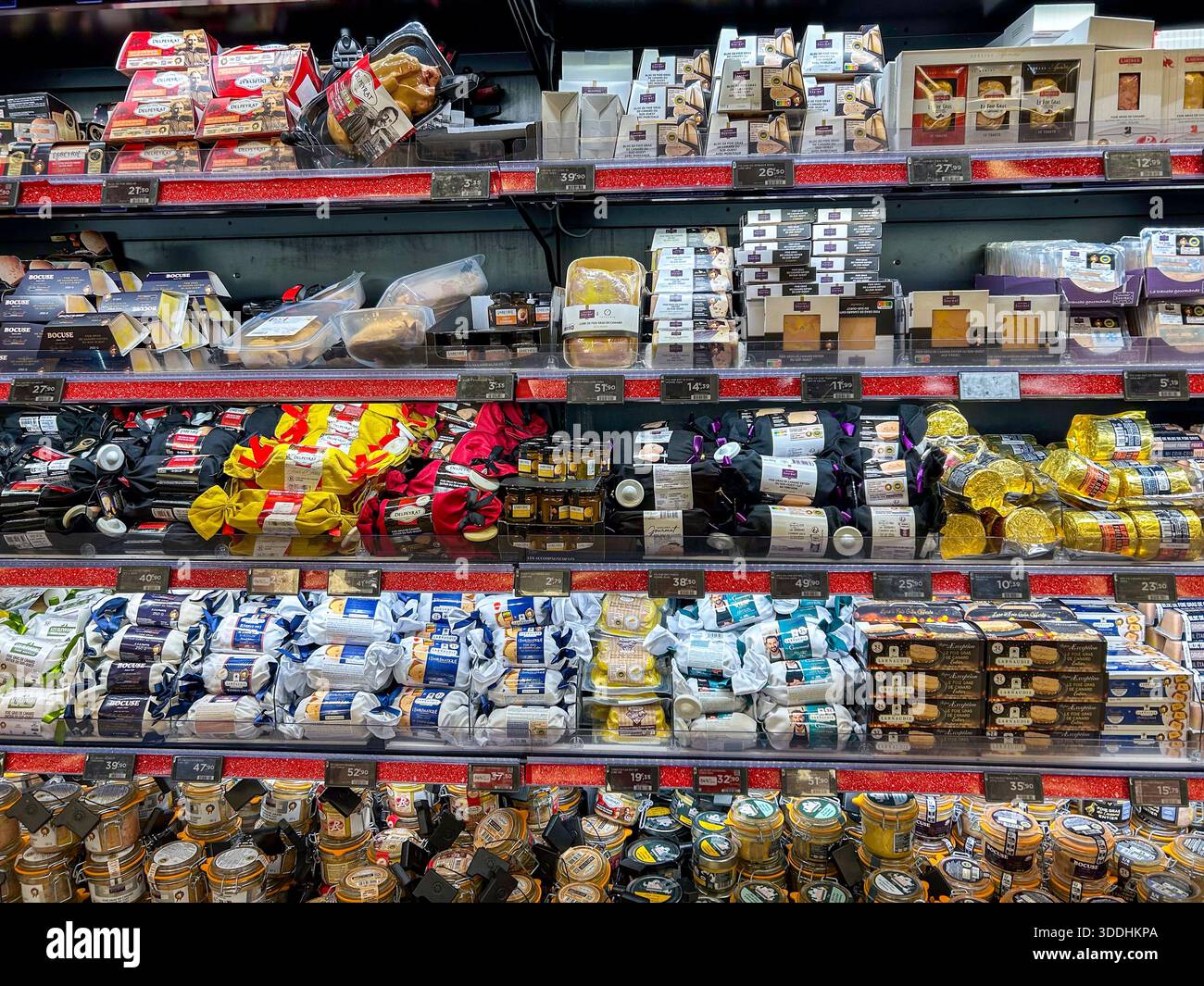 Paris, Frankreich, französische Supermarktregale, „Foie Gras“, Entenleber-Lebensmittel mit Preisen, (Monoprix) Stockfoto